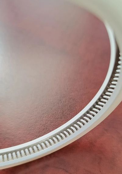 Cryogenic Seals for LNG Loading Arms